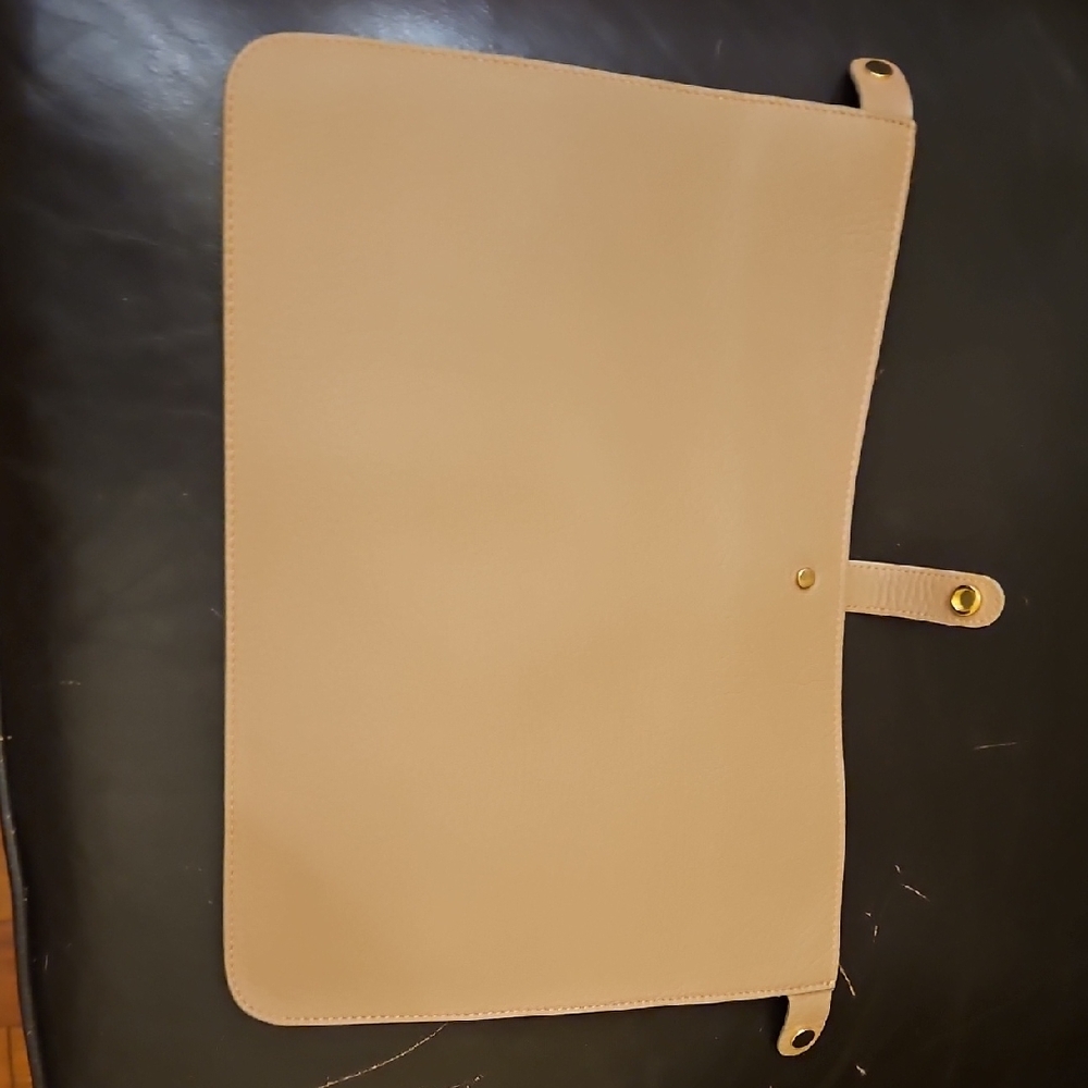 Cuyana laptop sleeve 13"